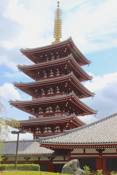 La pagoda di 5 piani del tempio Sensoji