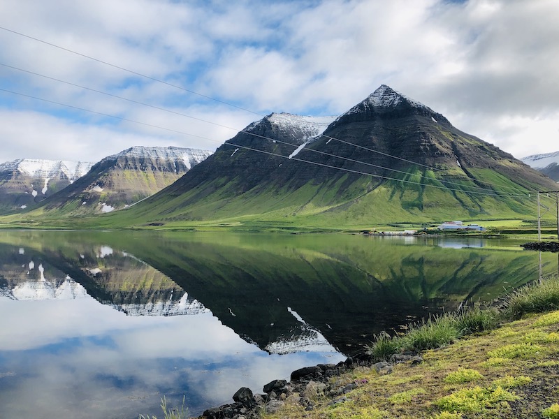 Magnifico paesaggio dei fiordi dell'Ovest Islandesi